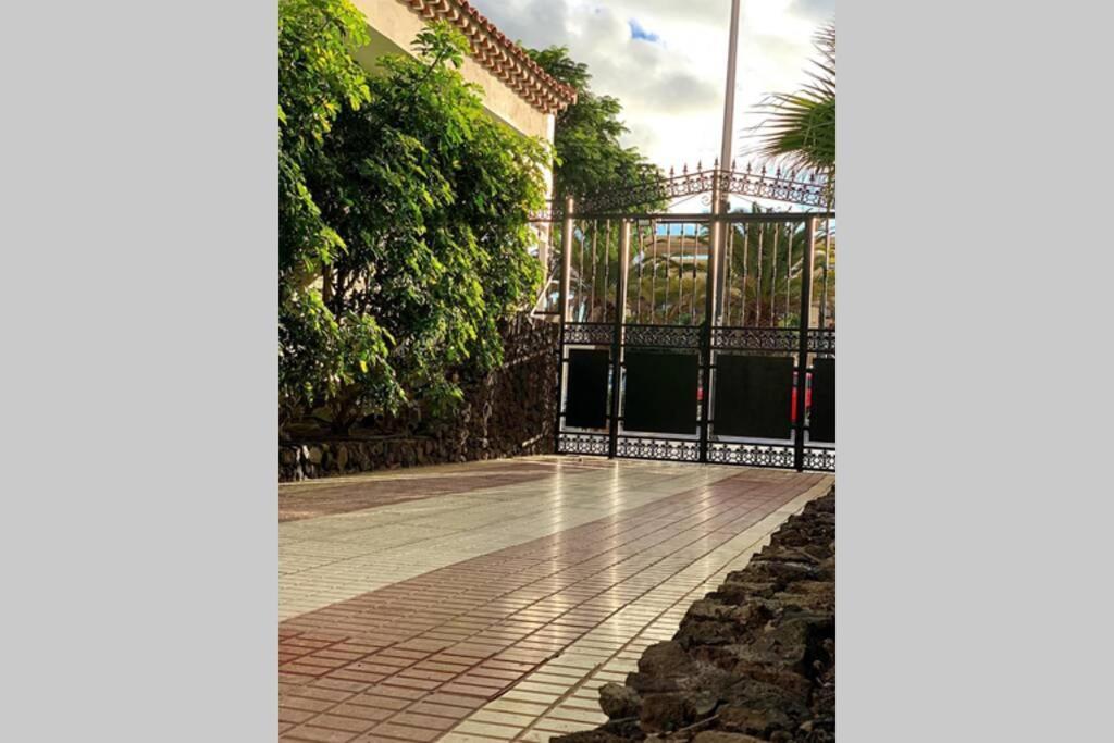 Jardines Del Sur, Ocean View Apartment Buzanada Bagian luar foto